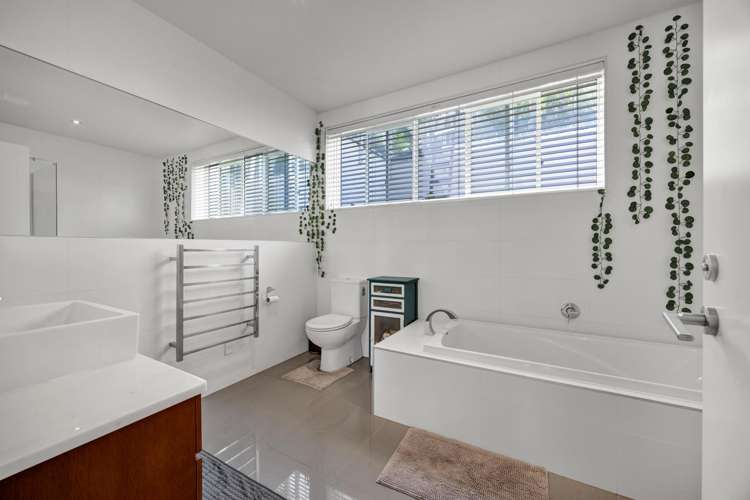 16 Links Drive Waiwhakaiho_16