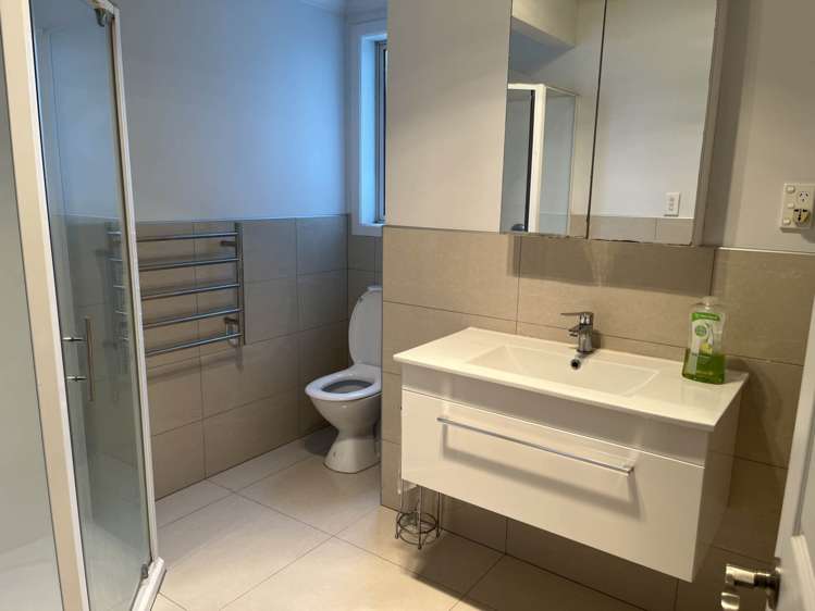 18 Freyberg Place Howick_12