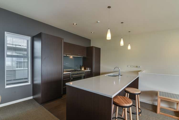 7/51 Thompson Street Queenstown_9