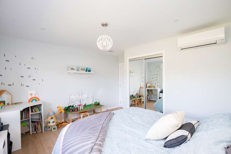 71 Esk Road Miranda_19