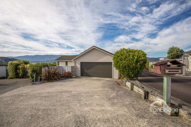 31 Mcewen Crescent Riverstone Terraces_14