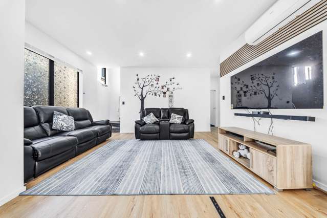 711 Massey Road Mangere_2