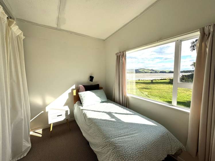 290 Newhaven Road Owaka_13