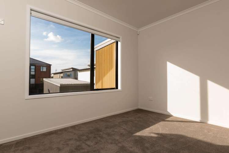 12 Kapia Road 11410_3
