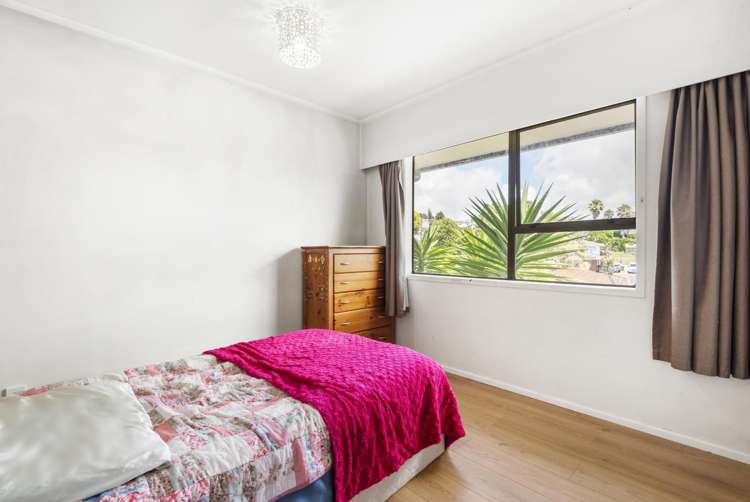 1/4 Tusac Place Totara Vale_10