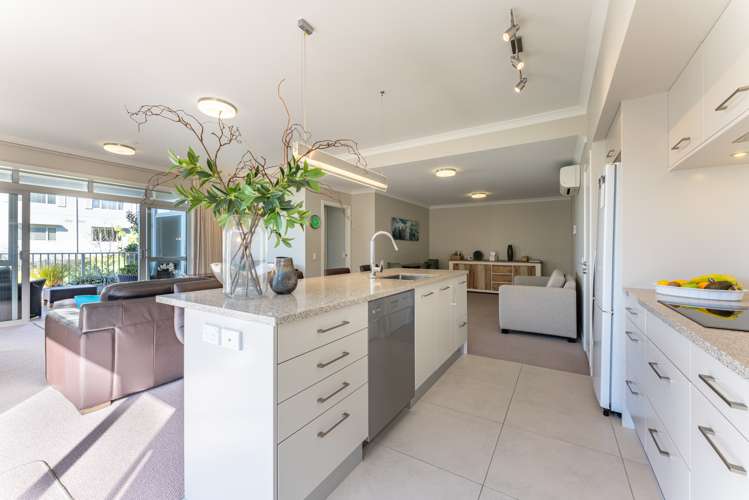 102 Landmark Terrace Orewa_2