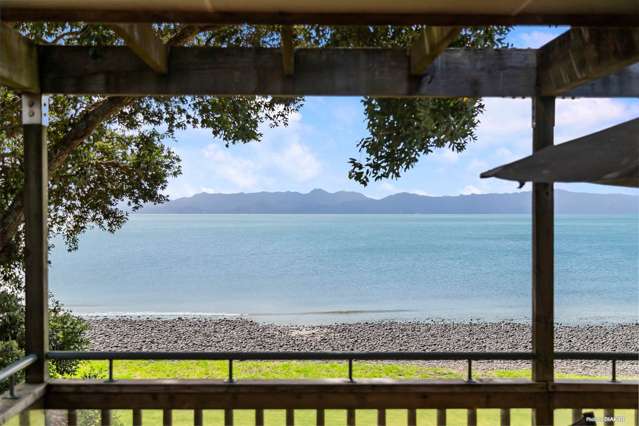 1684 East Coast Road Whakatiwai_4