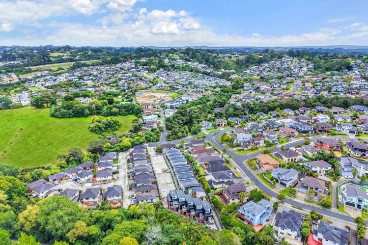 12/26 Springvale Drive Albany_28