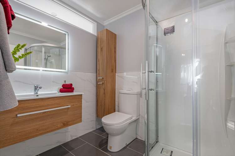 15 Strachan Way Highbury_7