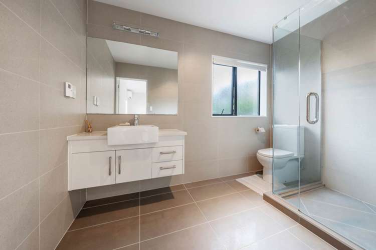 137 Luckens Road West Harbour_14