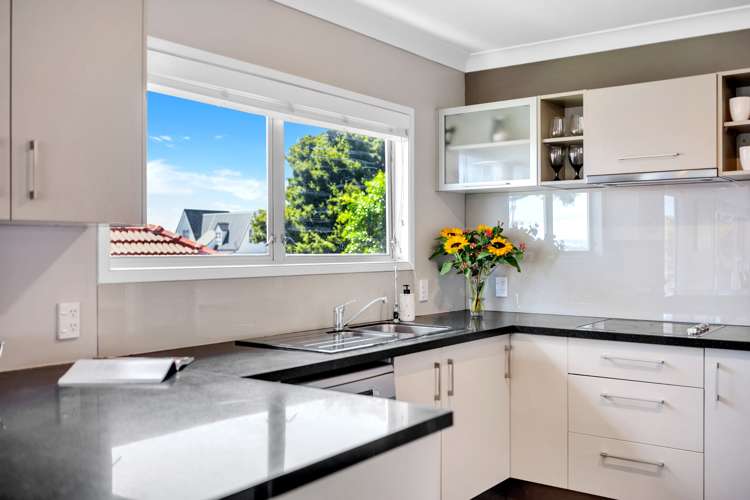 1/58 Takutai Avenue Half Moon Bay_23