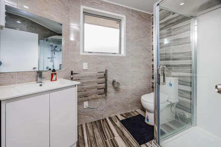 17 Cardiff Road Pakuranga_11