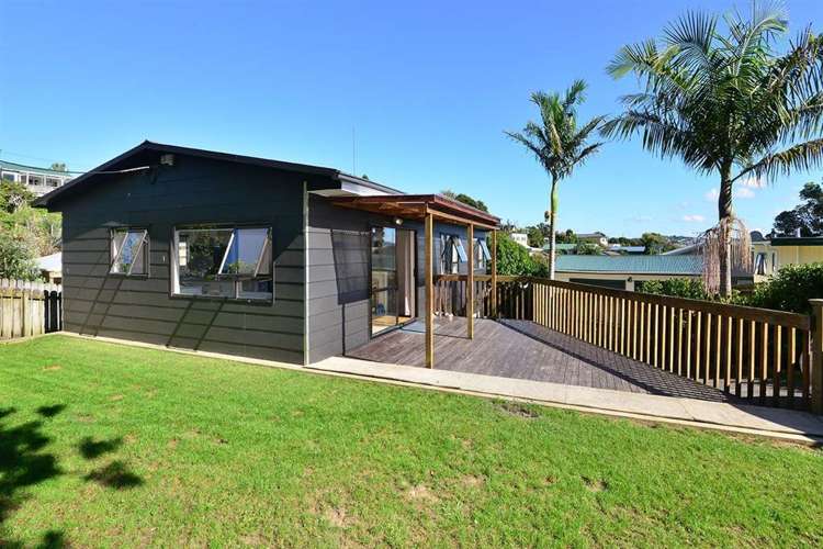 6 Pohutukawa Avenue Red Beach_16
