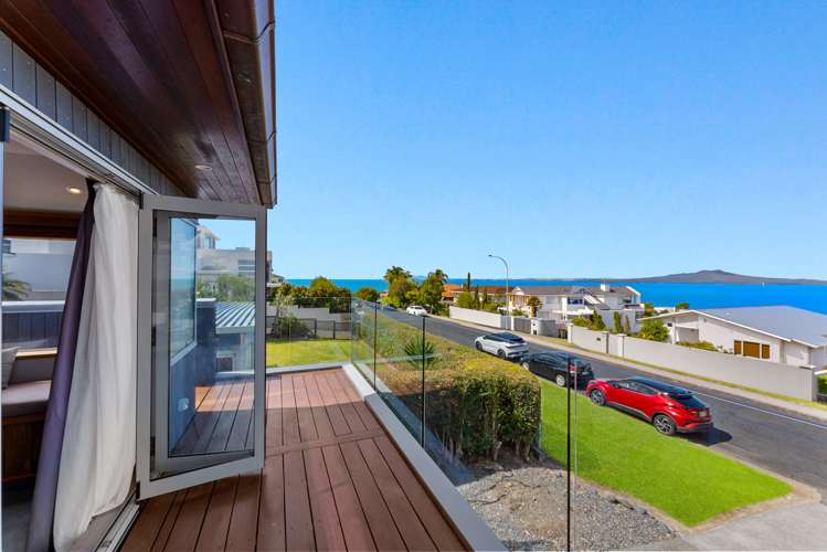 11 Katui Street Castor Bay_33