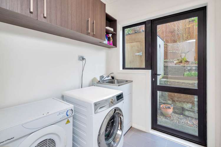 11 Silvana Drive Flat Bush_25