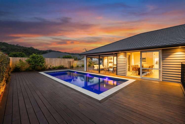 24 Sir Lincoln Drive_5