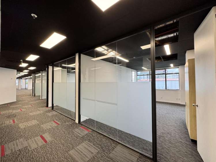 58 Hazeldean Road Addington_15