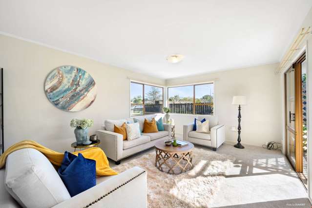 2 Malloy Place Eastern Beach_3