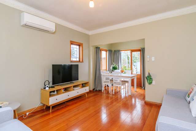 1/6 Pitt Street Moera_1