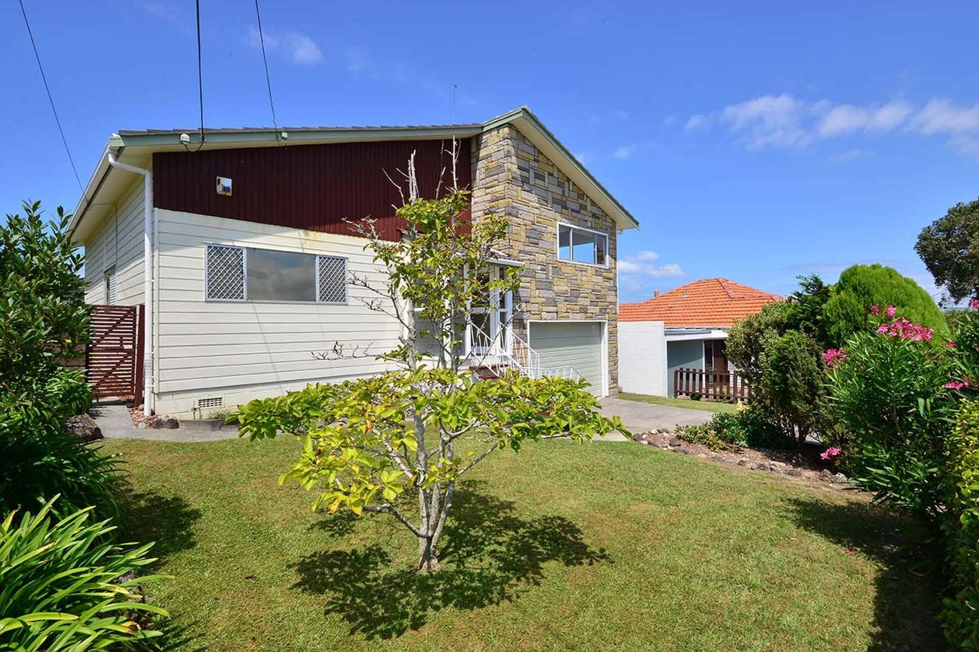 14 Newburn Road Waiake_0