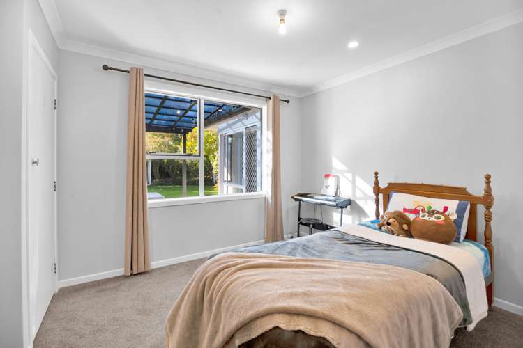 196 Seaview Road Westown_10