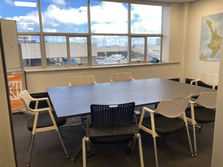 Level 2, Suite 3, 29 Waterloo Road Lower Hutt_9