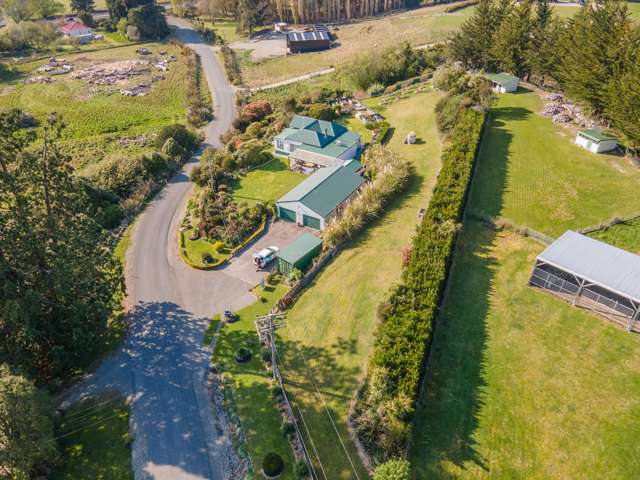 27 Mount Misery Road Waianakarua_1