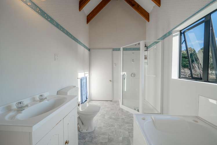 46 Awarua Road Otatara_20