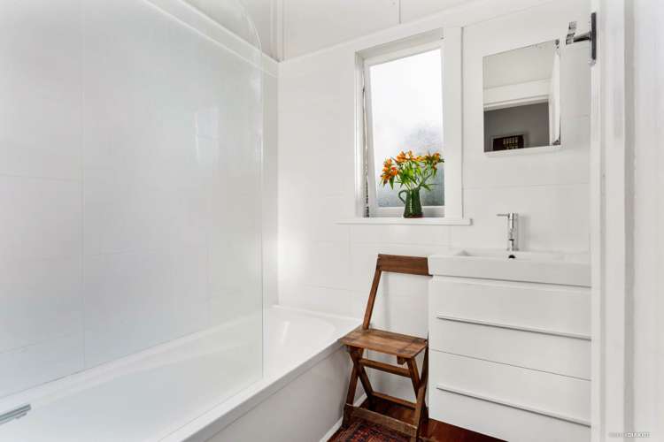 10 Pine Street New Lynn_8