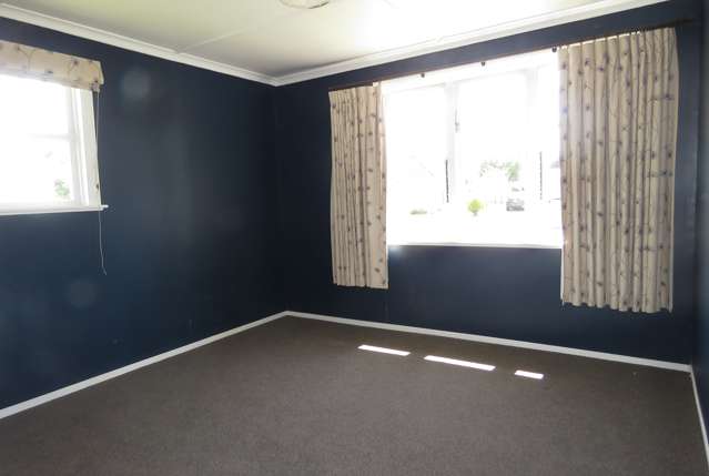 3 Plaskett Street Reefton_4