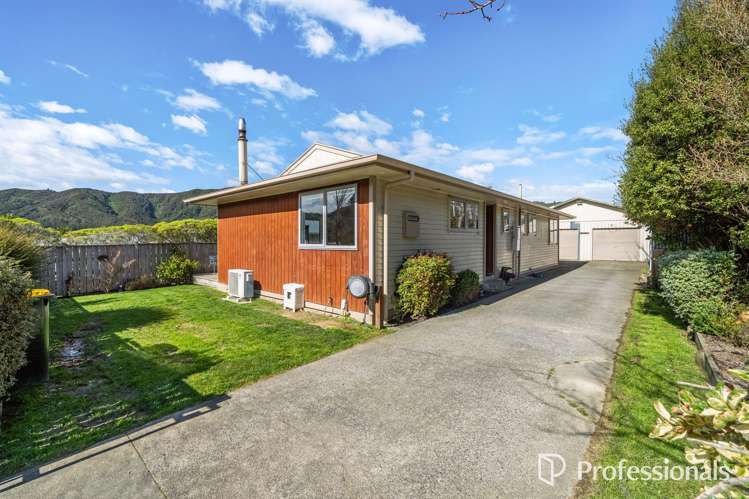 25 Kendal Grove Wainuiomata_23