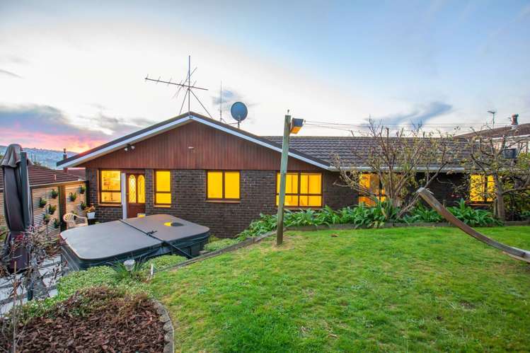 9 Langwell Place Papakowhai_27