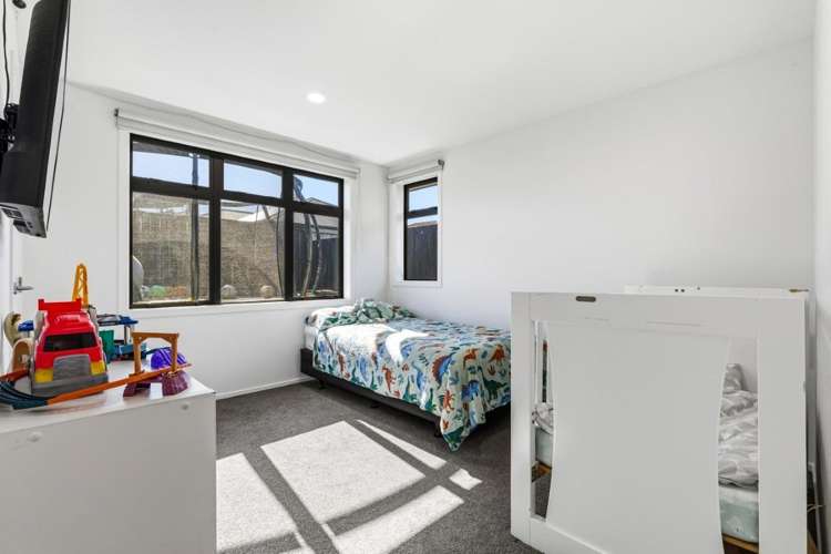 32 Lockerbie Street 10767_13