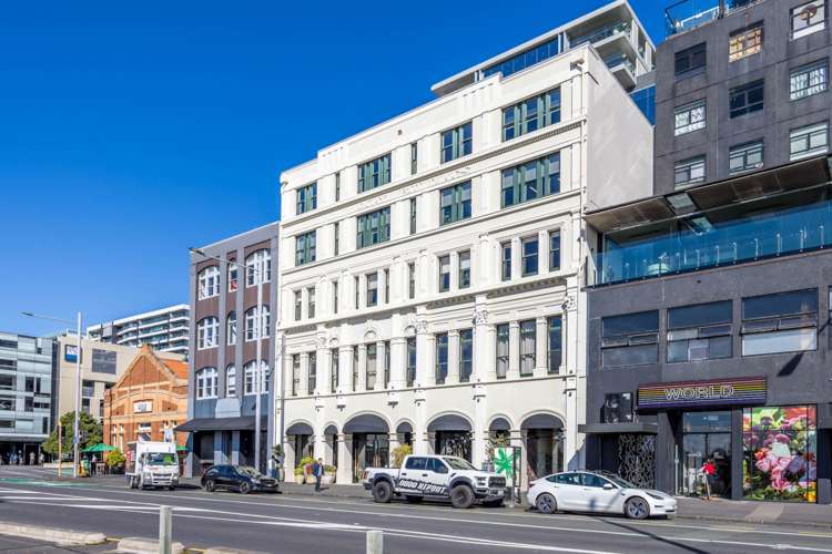 106-108 Quay Street City Centre_19
