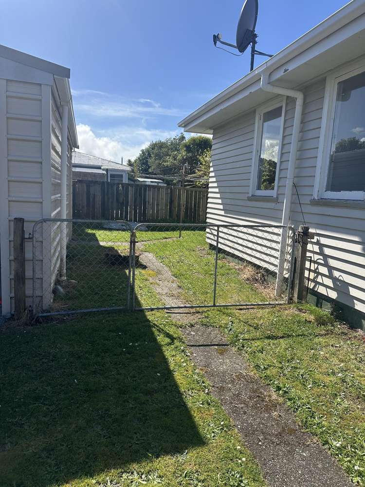 53 Jollie Street Hokitika_20