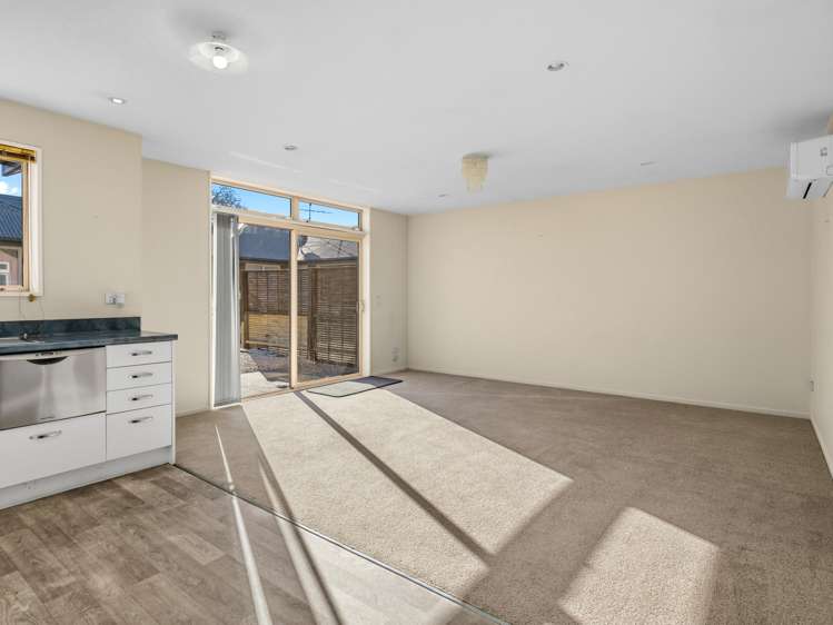 1C Kermode Street_5