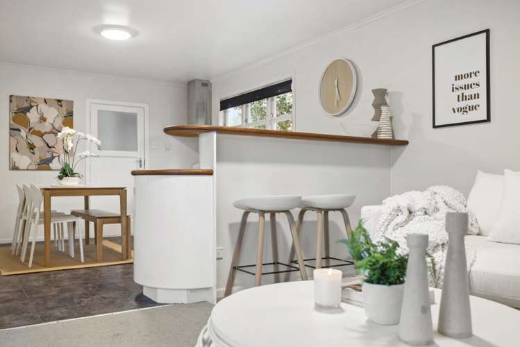 72 Blakeborough Drive Forrest Hill_5