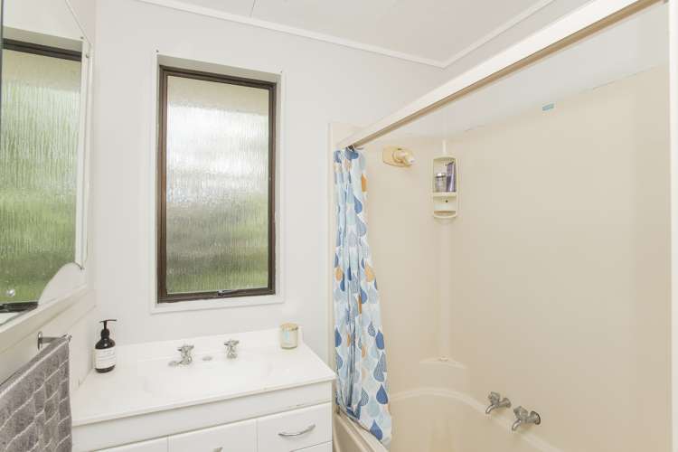 9 Peter Buck Street Outer Kaiti_13