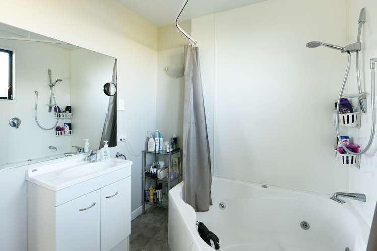 11a Polstead Road Stoke_10