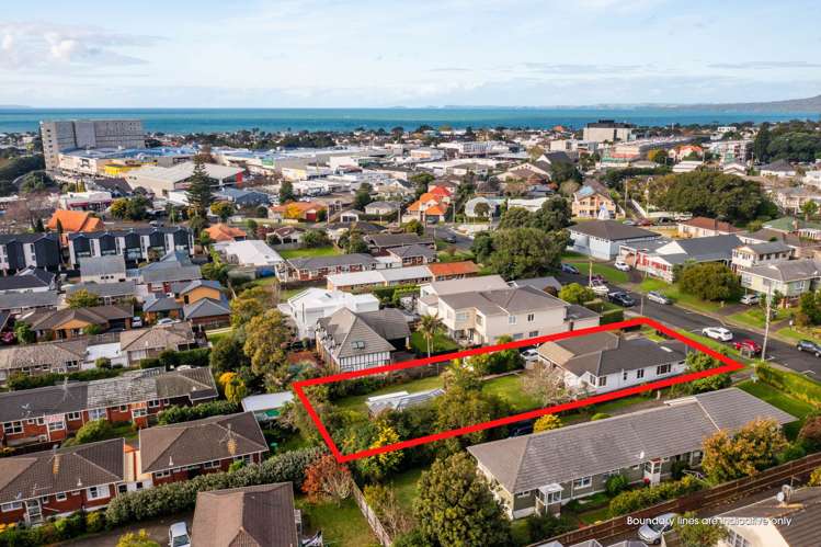 11 Otakau Road Milford_40