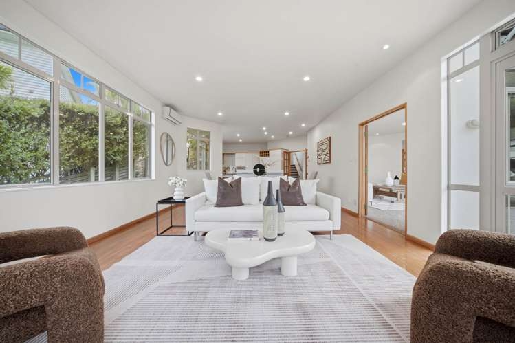 6 Rosella Place Murrays Bay_8