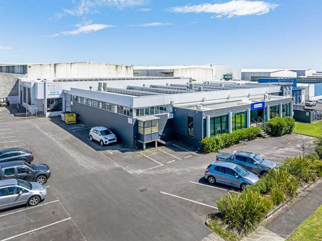 14-18 Honan Place Avondale_1