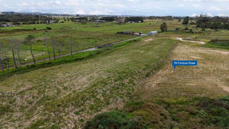 76 Fordyce Road Parakai_3