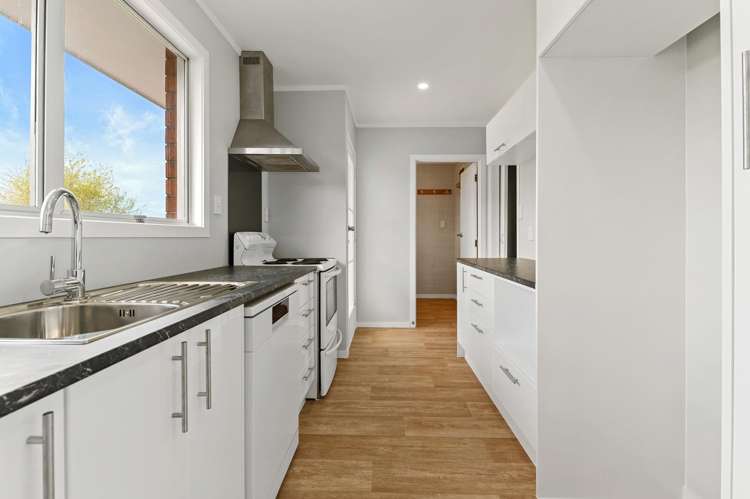 7 Hinau Street Pukehangi_6