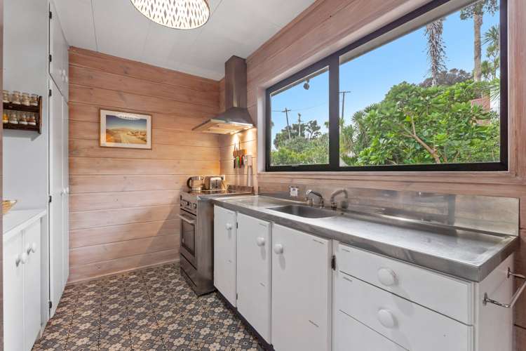 99 Waitea Road Muriwai_8