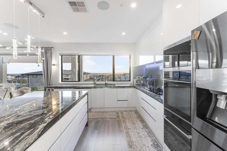 13 Michael Richard Place East Tamaki Heights_6