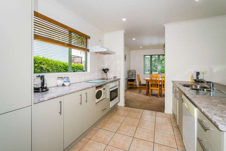 672a Beach Road Browns Bay_6