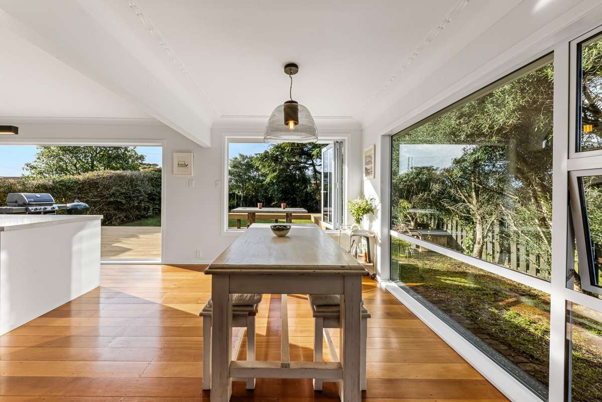 4 Divich Avenue_4
