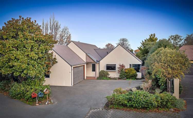 14 Harrods Court_0