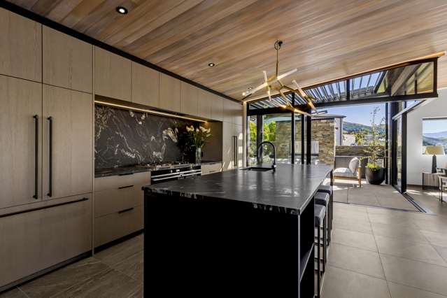 1A Olivers Place Queenstown Hill_3